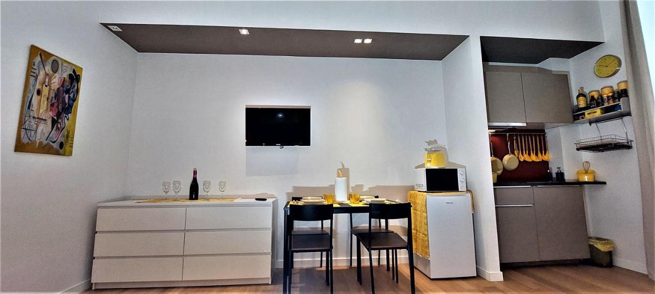 Tribvni Plebis Apartment ローマ エクステリア 写真